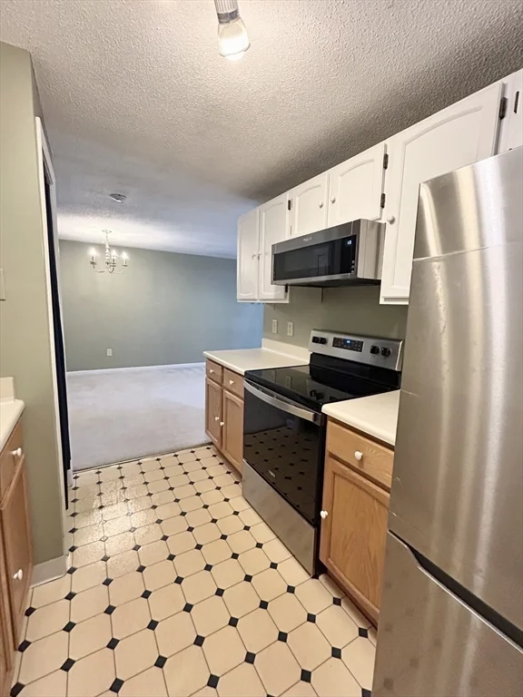 186 Heritage Dr, Northbridge