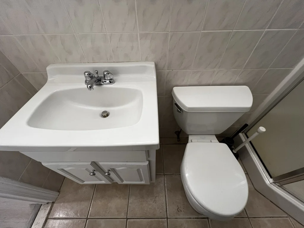 158 Holland, Teele Square