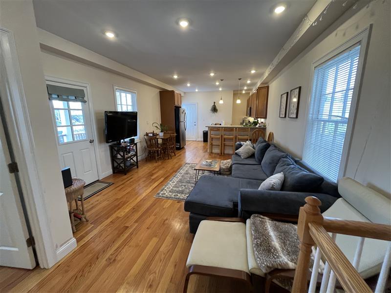 14 Flint St, East Somerville