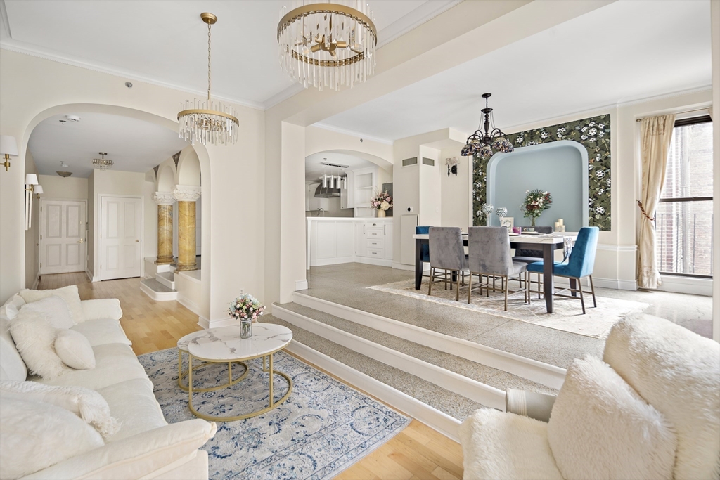 4 Charlesgate E, Back Bay