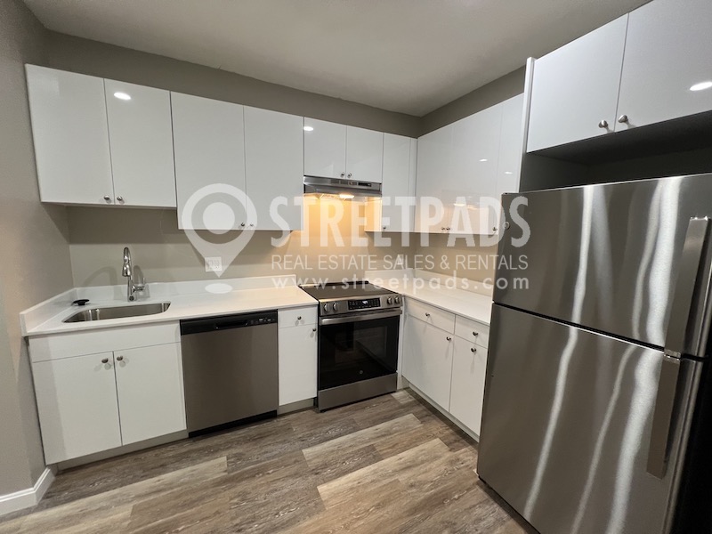 50 Evergreen St, Jamaica Plain