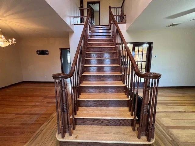 1657 Meridian, Fall River