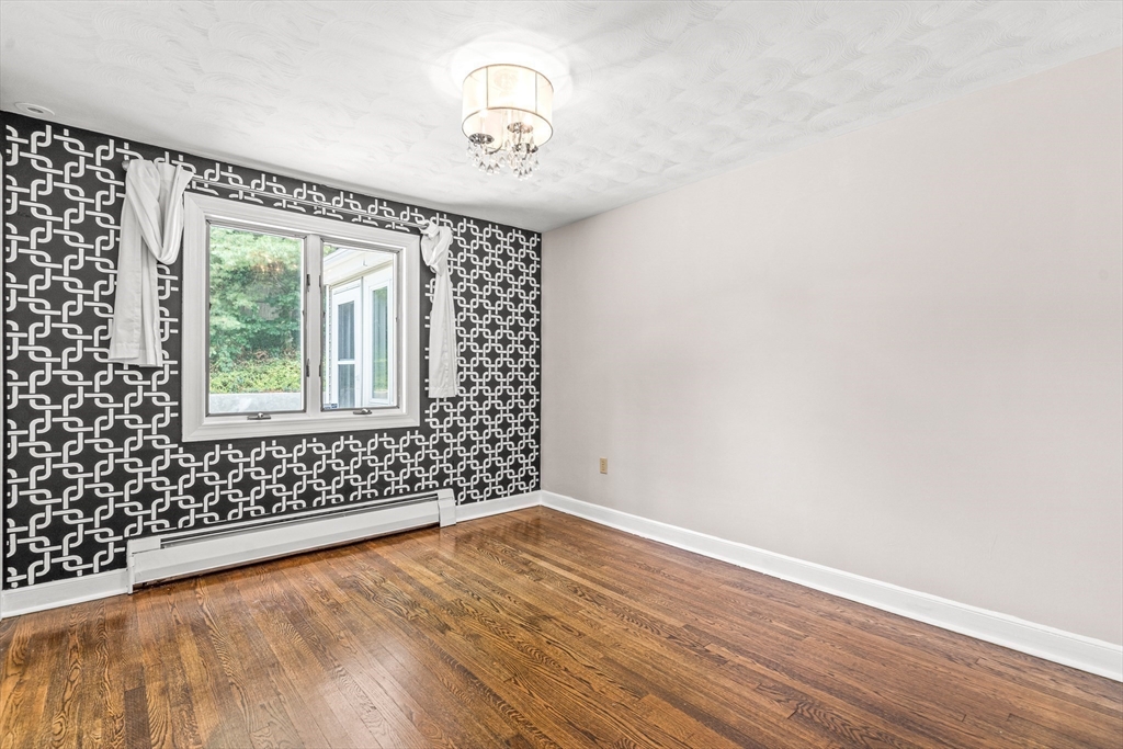 181 Moss Hill Rd, Jamaica Plain