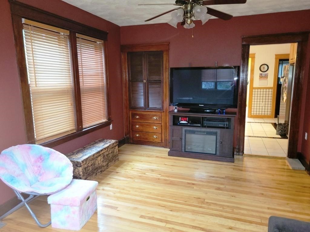 204 Massasoit Rd, Worcester