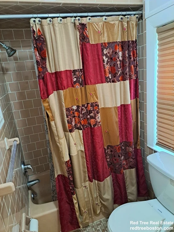 158 Baker St, West Roxbury