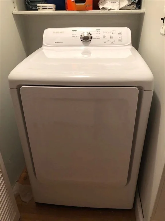 72 Boston Ave, Medford