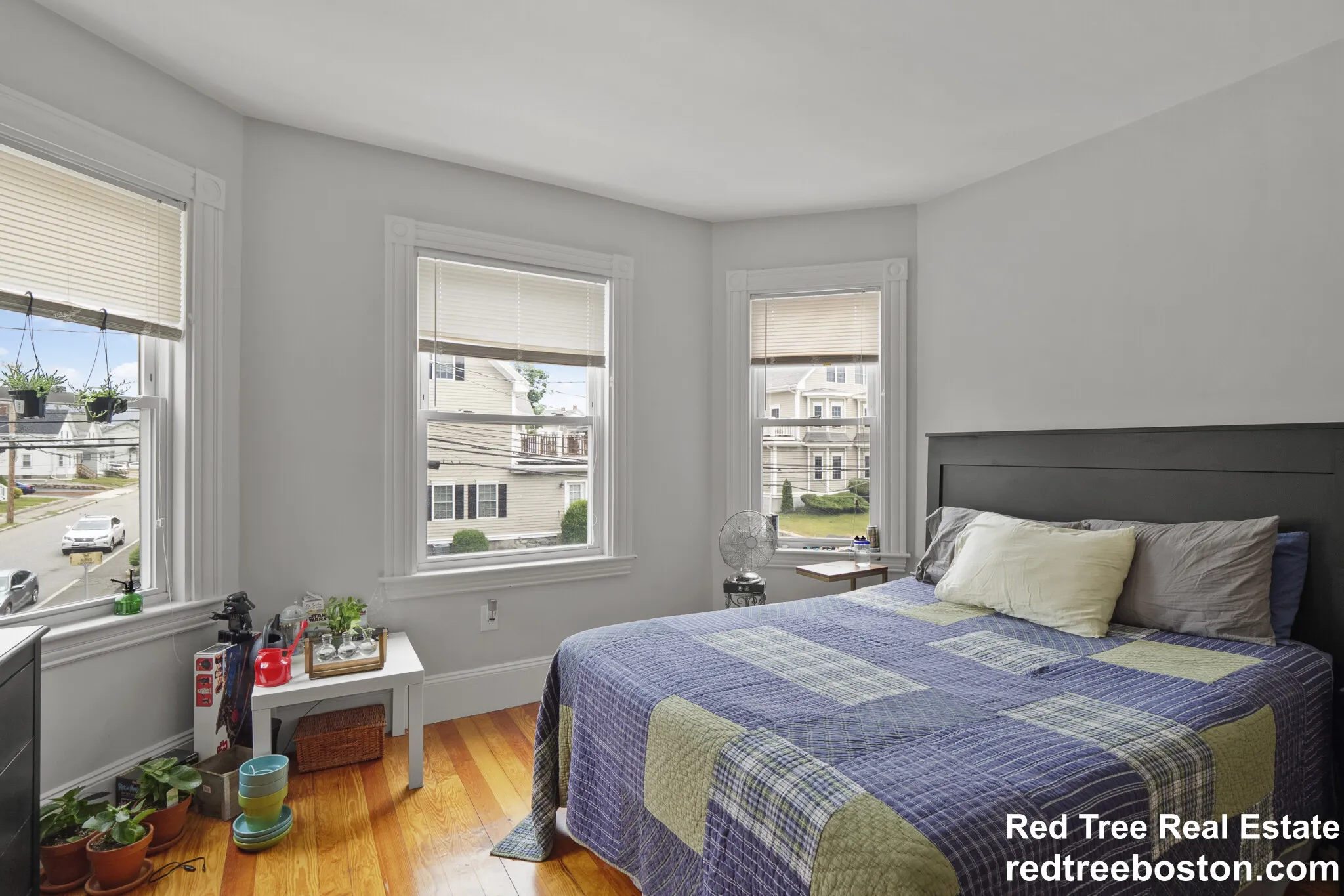 139 Adams St, South Side