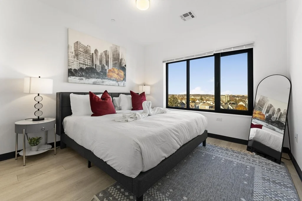 600 Broadway, Everett