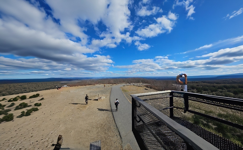 19 East Rd, Wachusett Lake