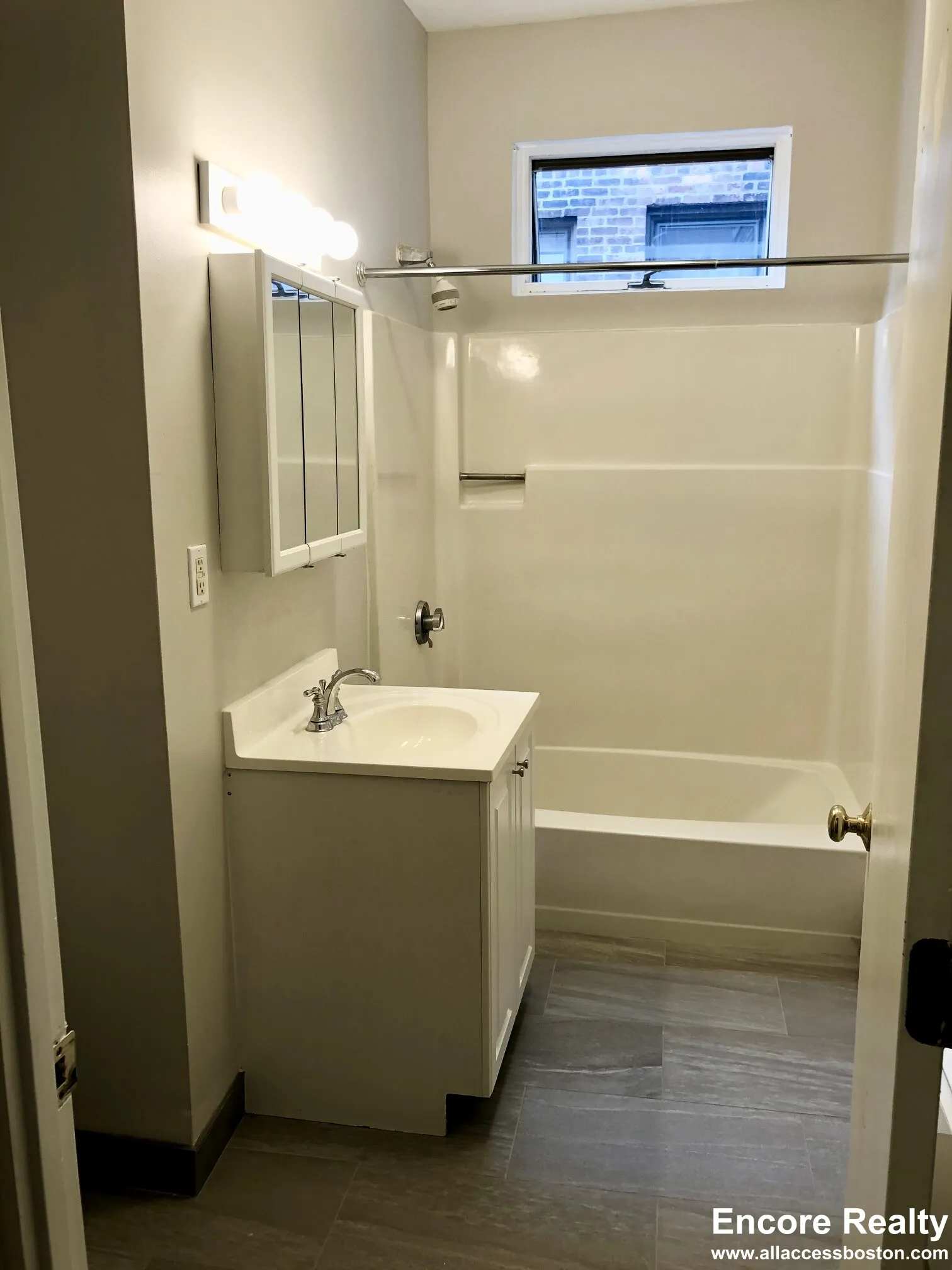 15 Stearns Rd, Coolidge Corner