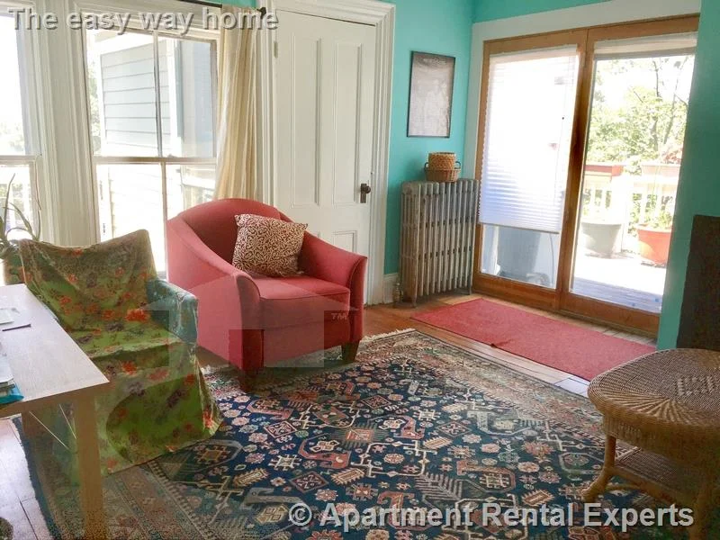 42 Walnut St, Union Square