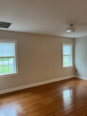 50 Pleasant St, Groton