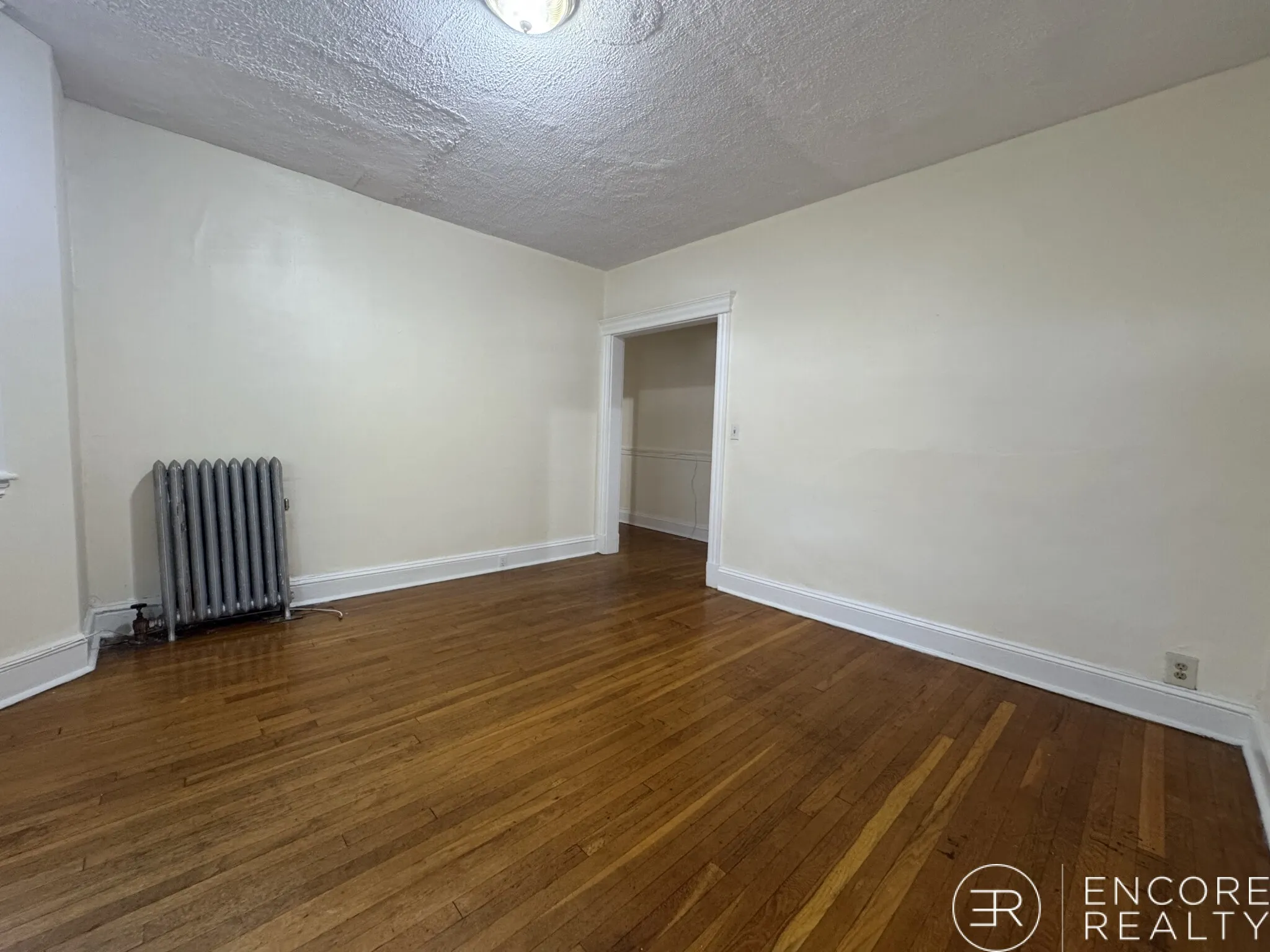 364 Riverway, Mission Hill