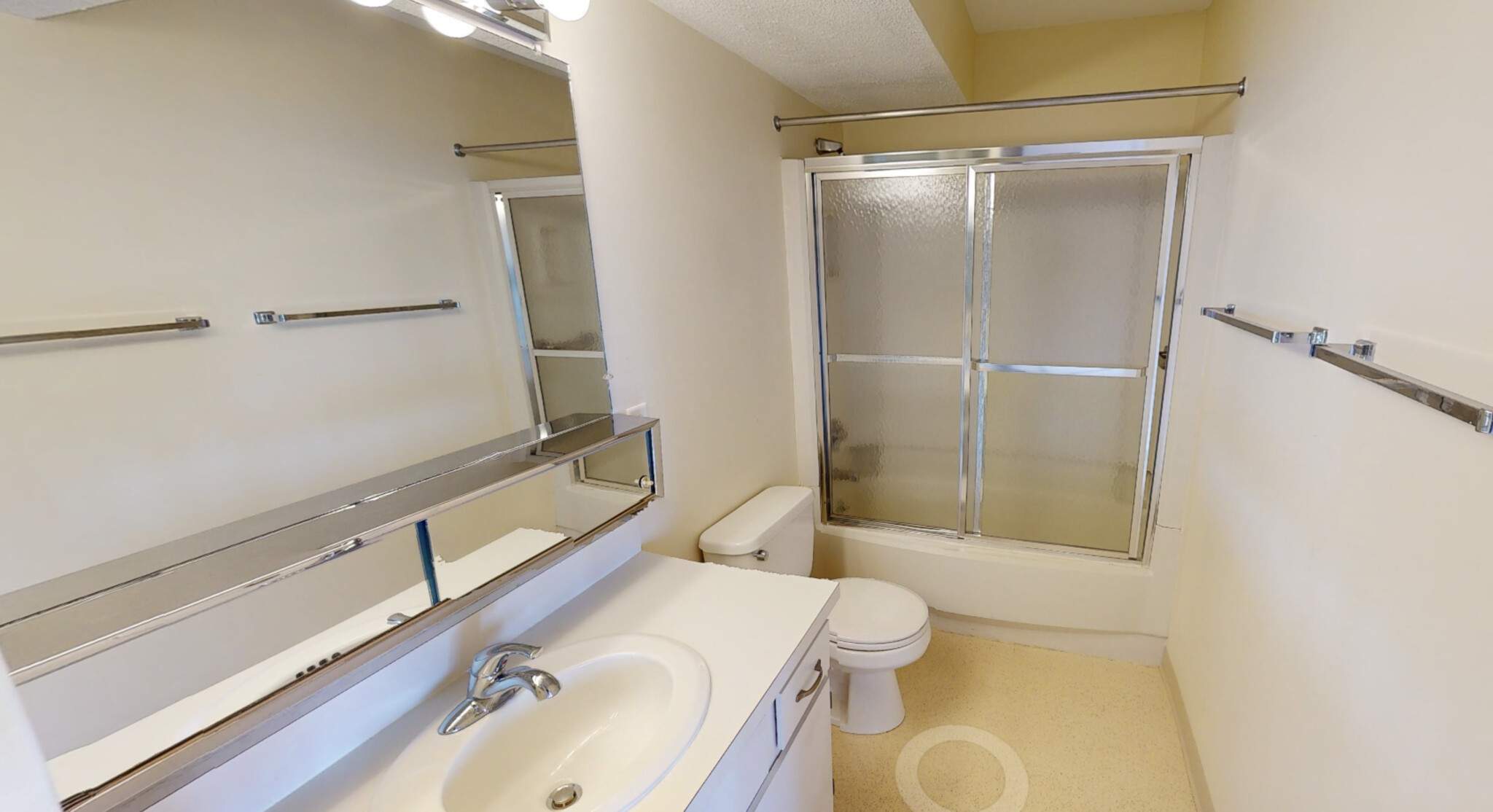 1731 Beacon St, Washington Square