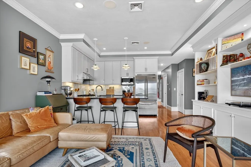 862 East 2nd St, South Boston