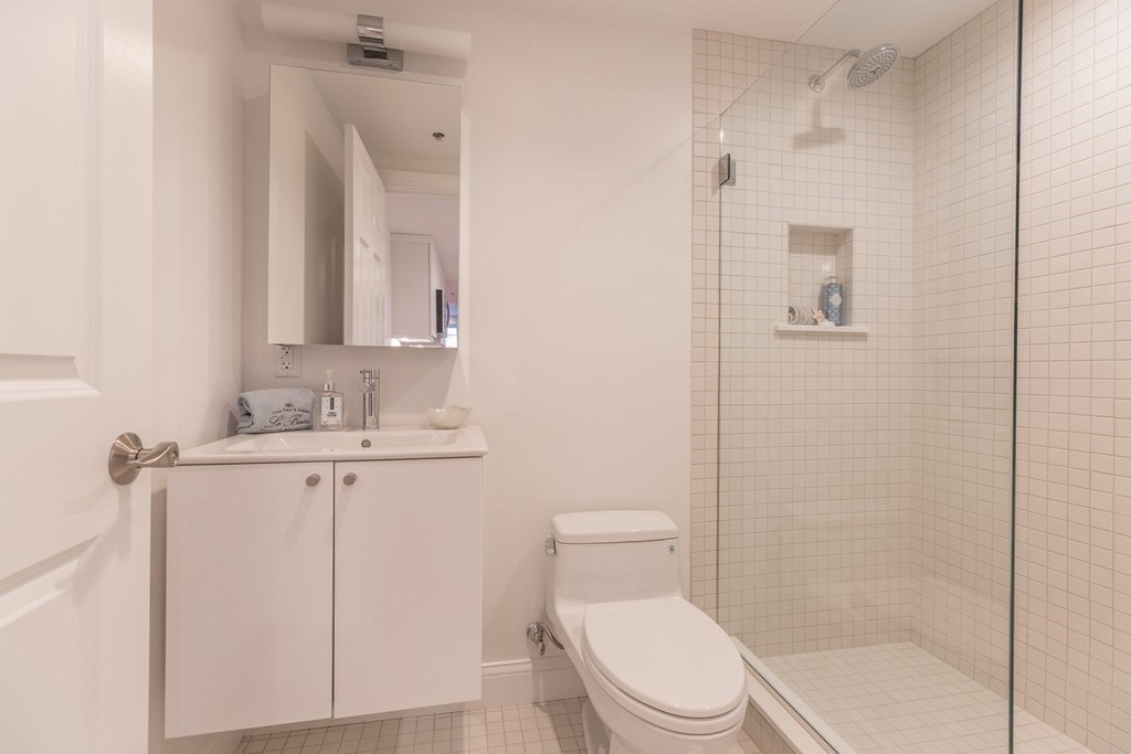 61 Commonwealth Ave, Back Bay