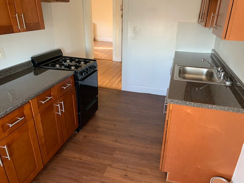 1800 Commonwealth Ave, Brighton