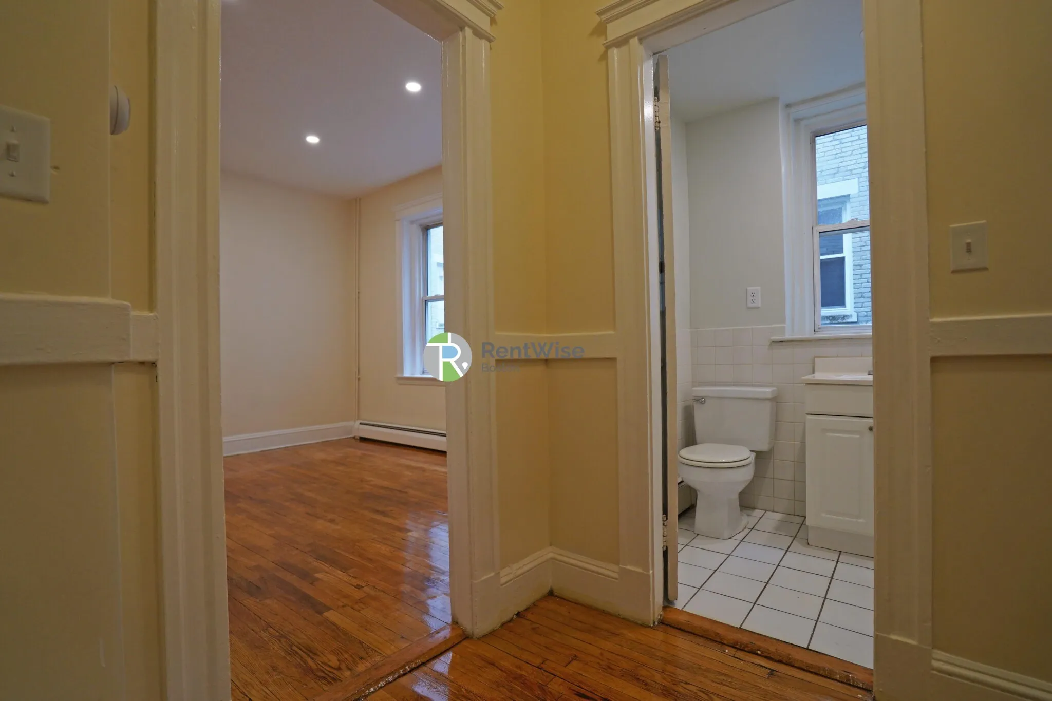 1844 Commonwealth Ave, Brighton