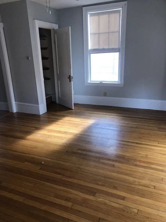 20 Crescent Ave, South Braintree