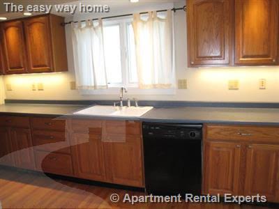 35 Irvington Rd, Tufts