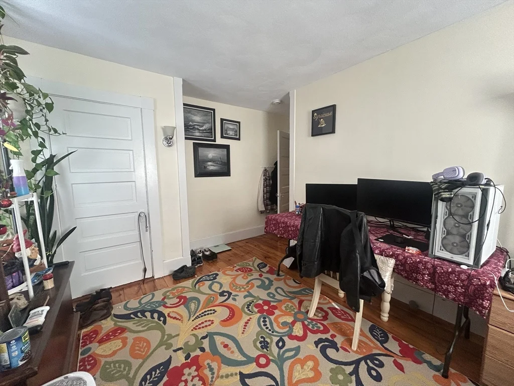 6 Horton St, Salem