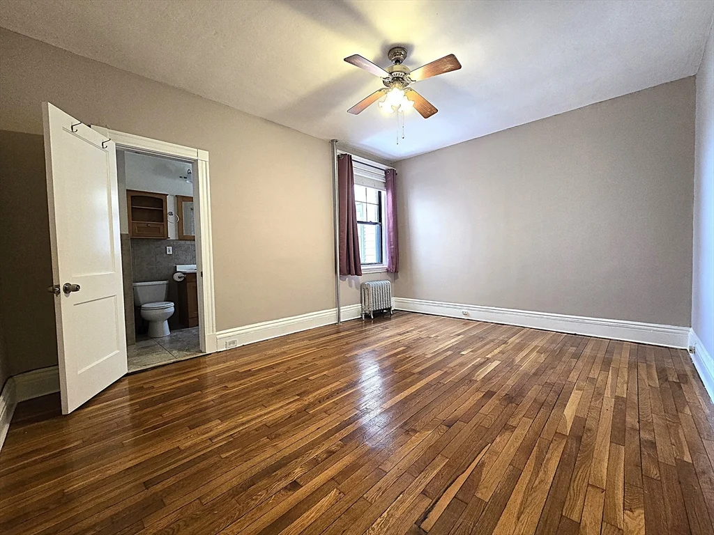 25 Alton Pl, Coolidge Corner