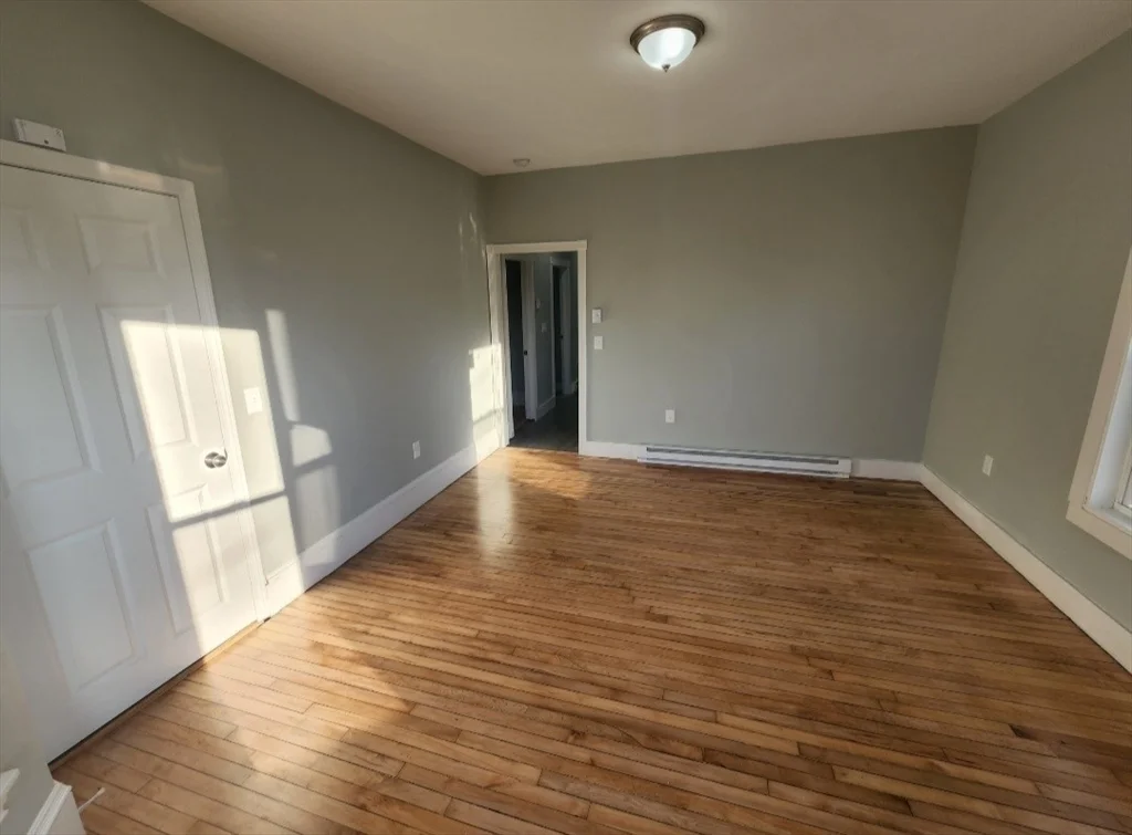 91 E Ashland St, Brockton