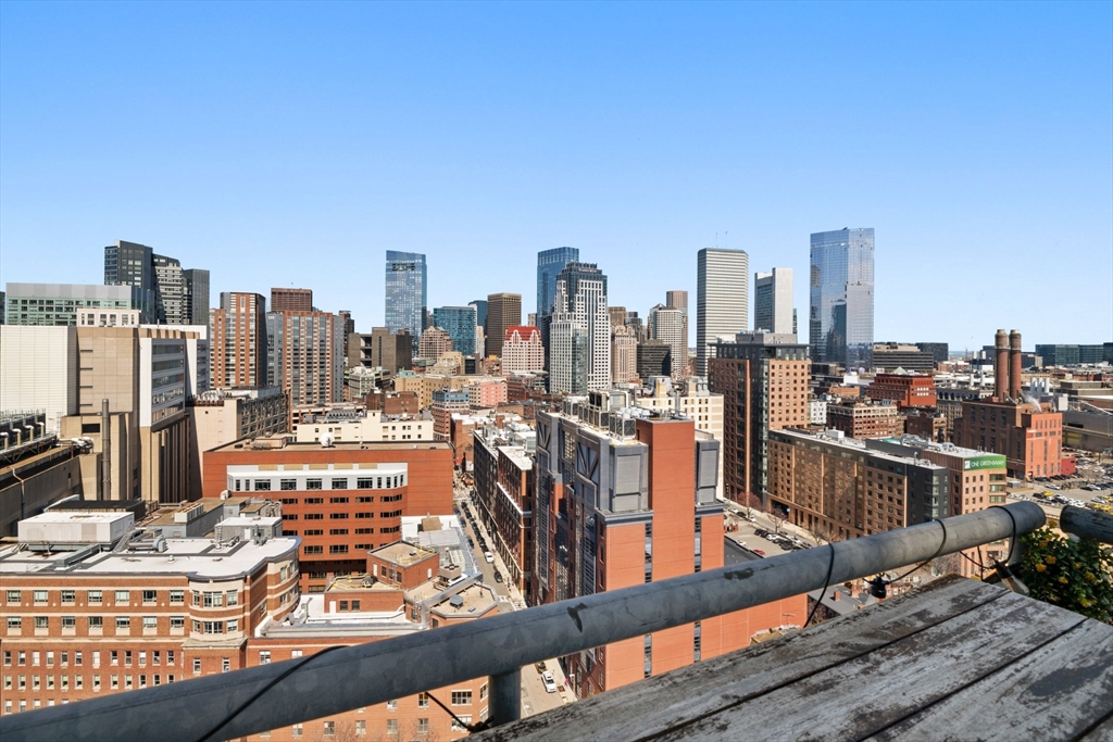 1 Nassau St, Chinatown