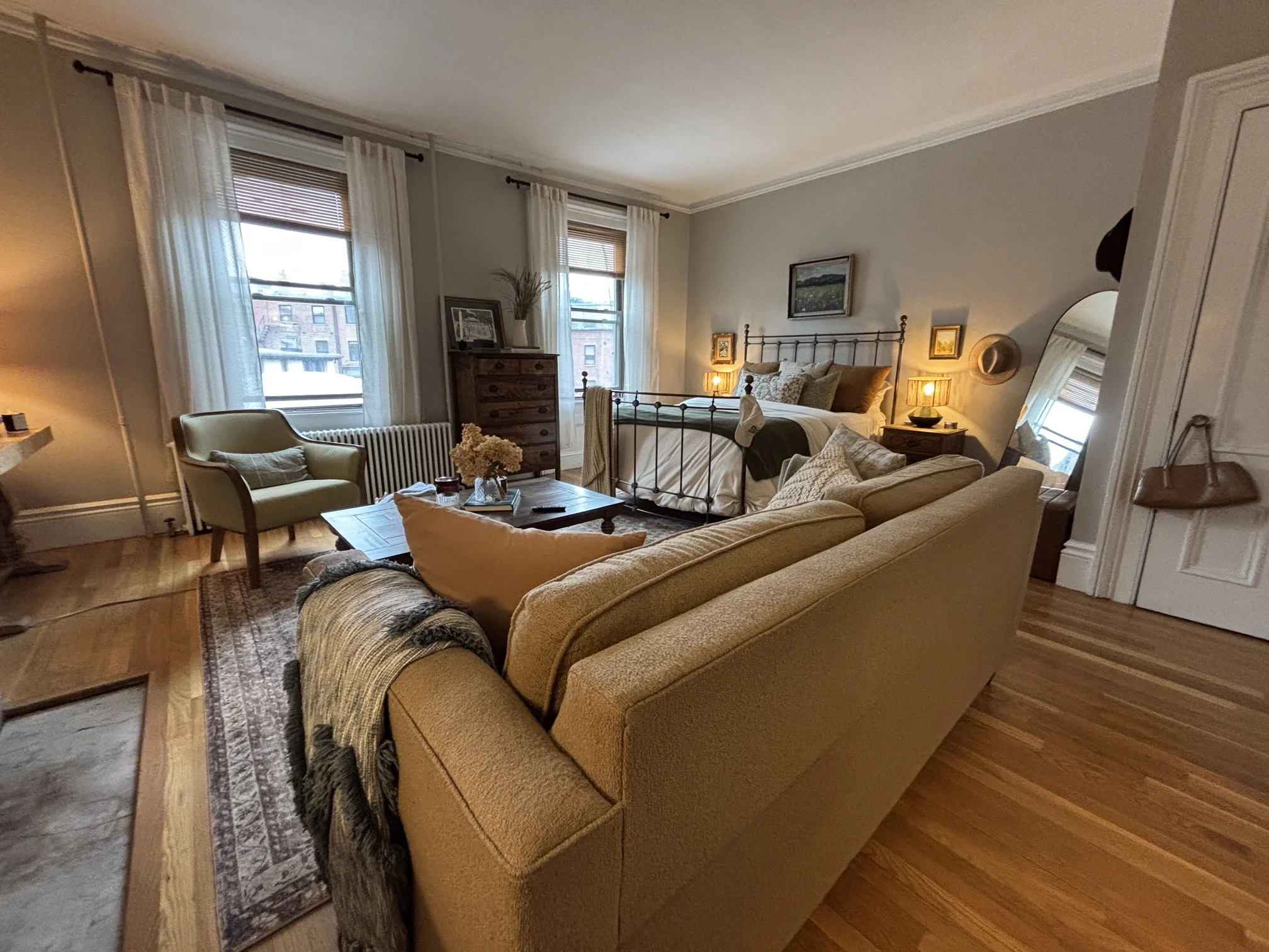 82 Charles St, Beacon Hill