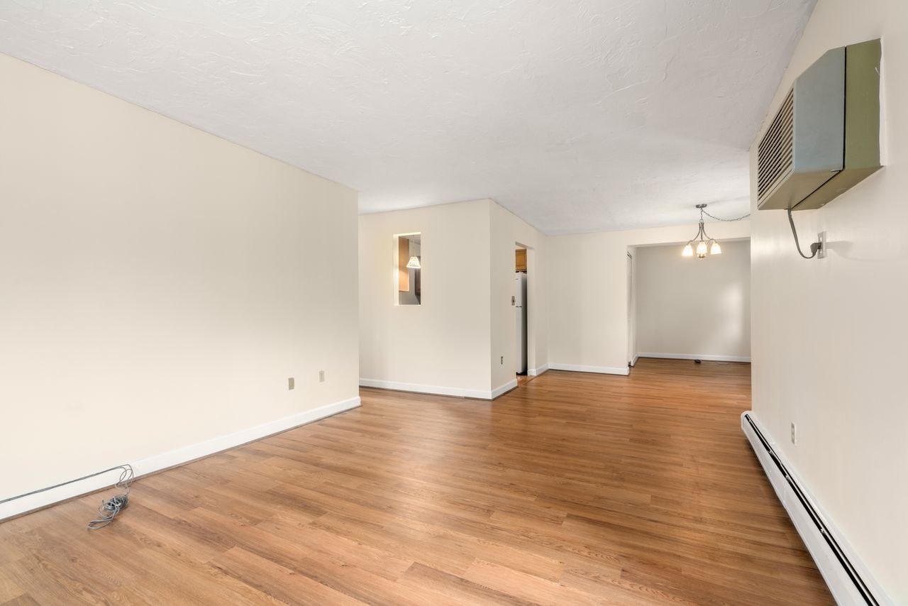 16 Winter St, Waltham