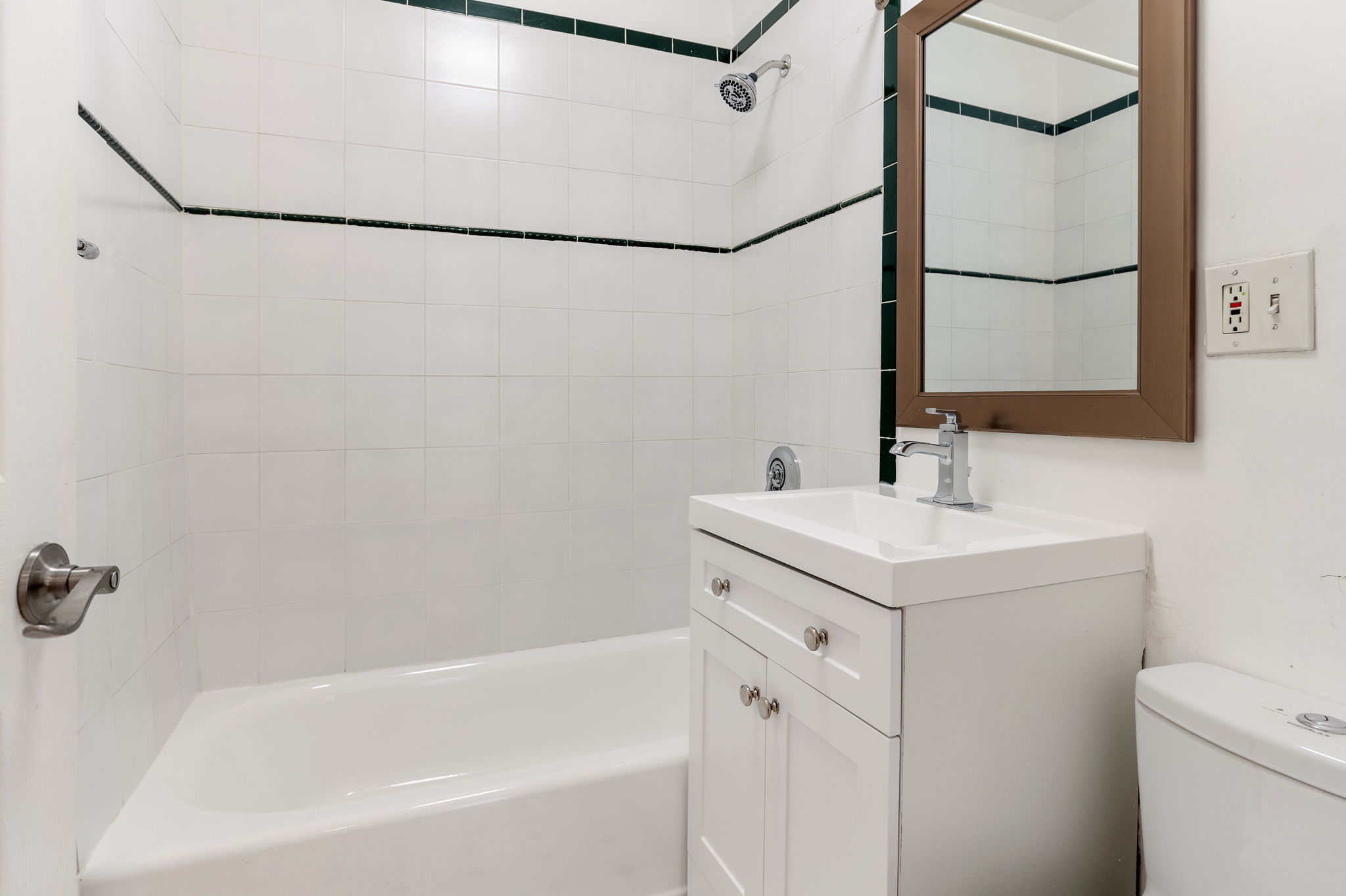 42 Cameron St, Boylston Street