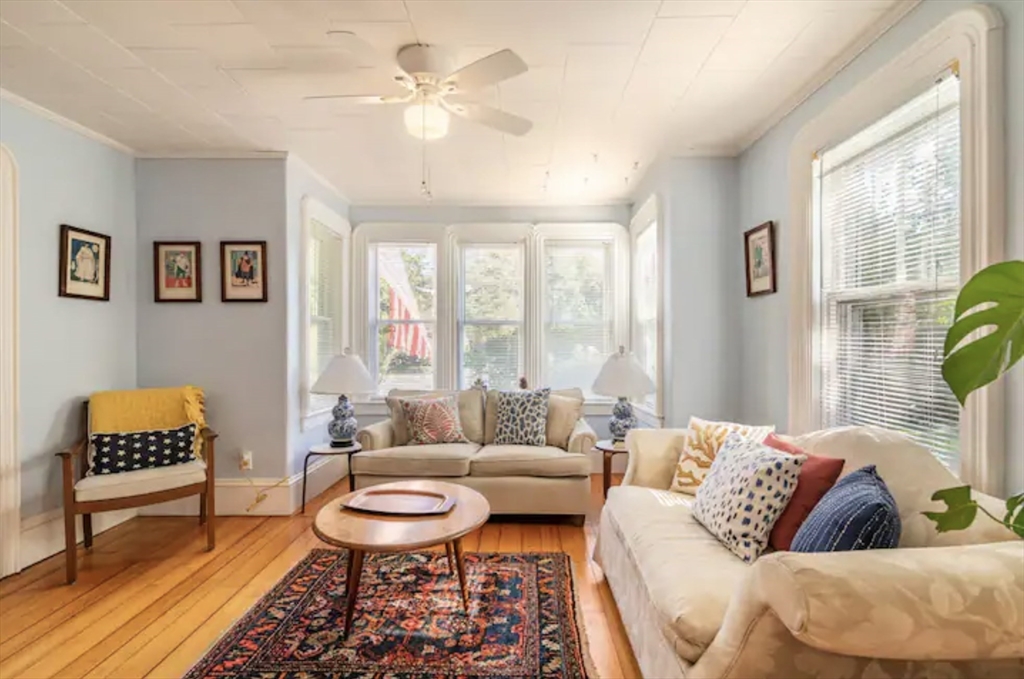 1847 Main Rd, Westport Point