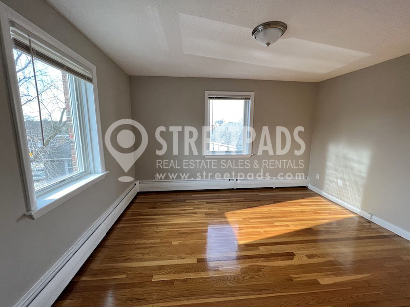 50 Evergreen St, Jamaica Plain