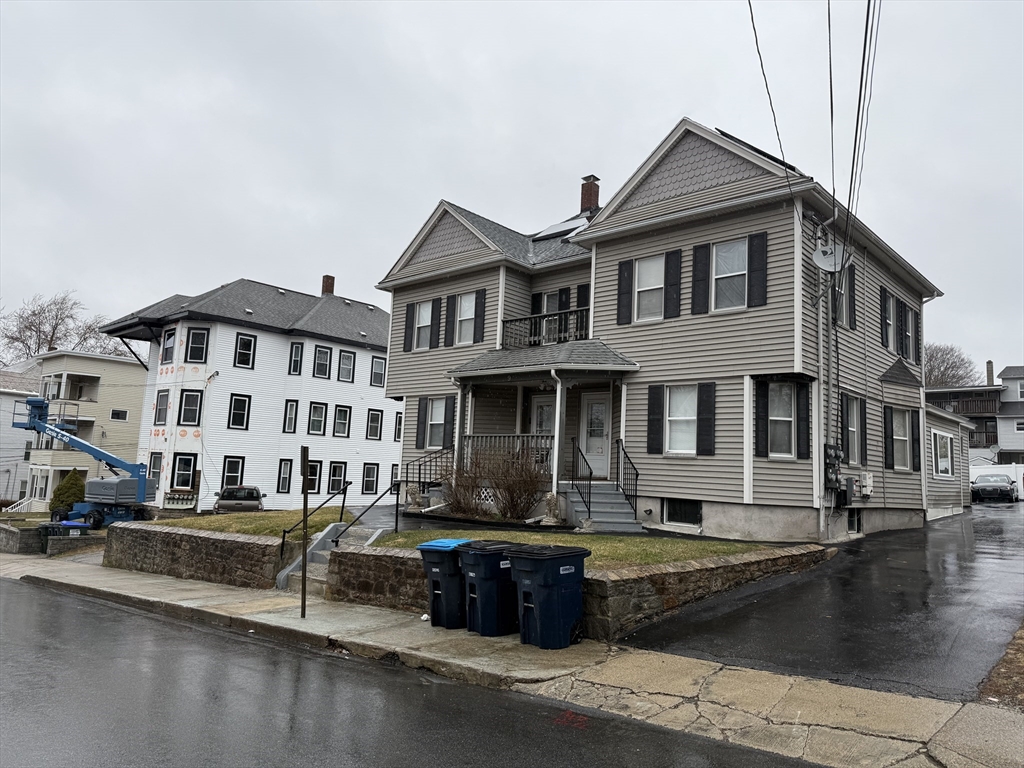 9 Whitcomb St, Webster