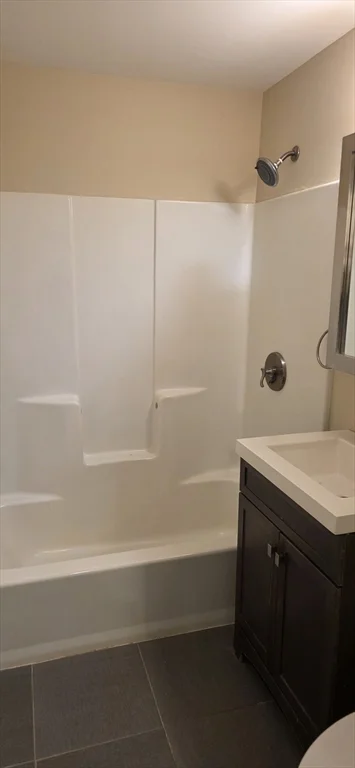 1 Old Colony Rd, Mansfield