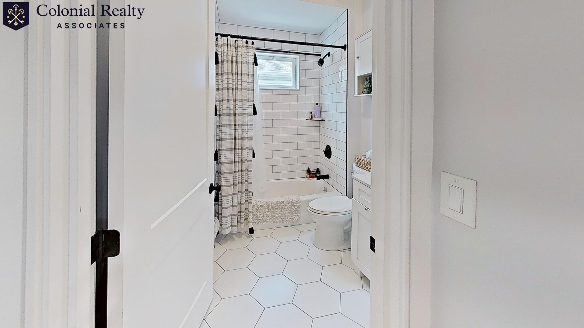 38 Woodrow Ave, Nonantum