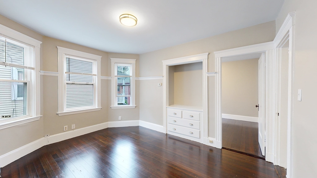 6 Ashmont Ct, Dorchester