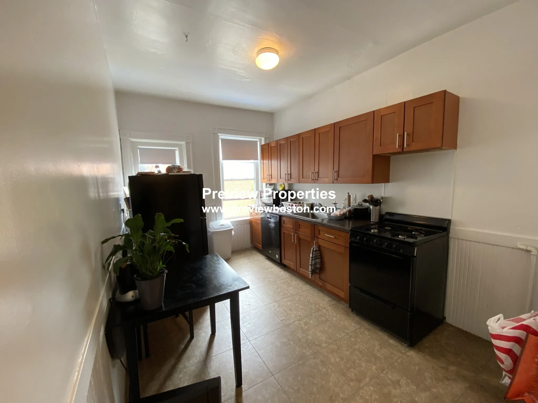 7 Mount Hood Rd, Brighton