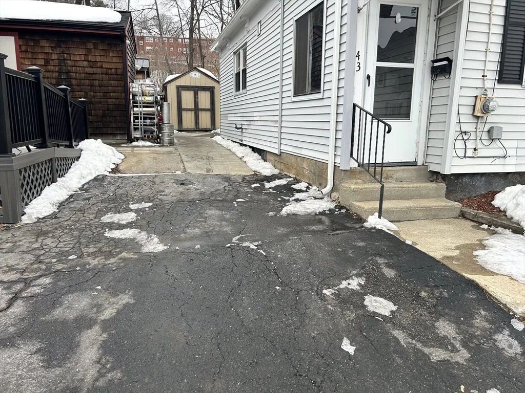 43 Depot St, Milford