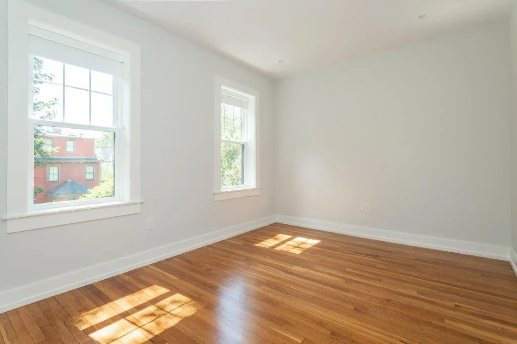 16 Forest St, Baldwin