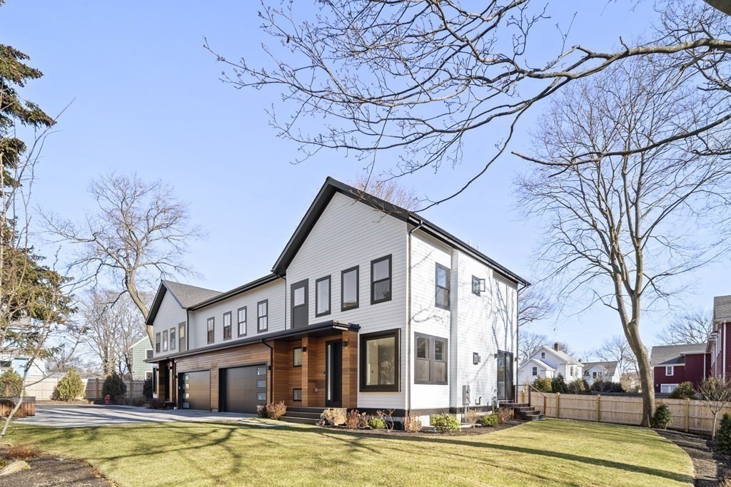 70 Walker St, Newtonville