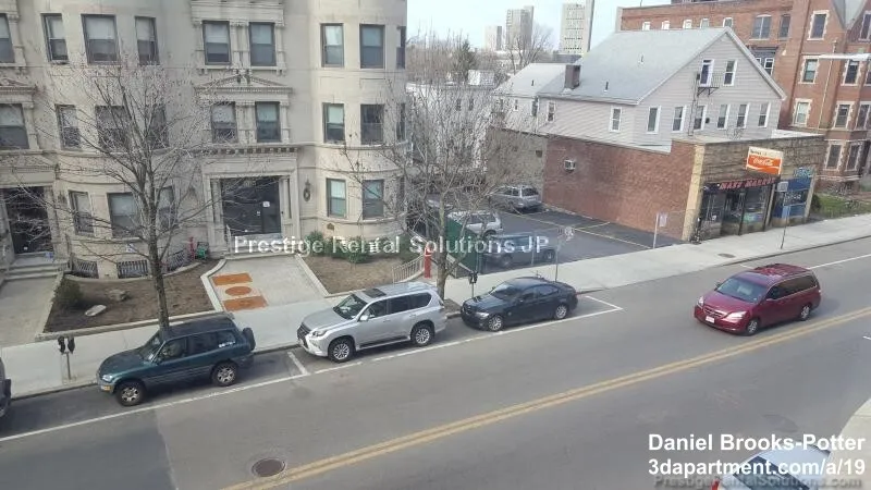 881 Massachusetts Ave, Central Square