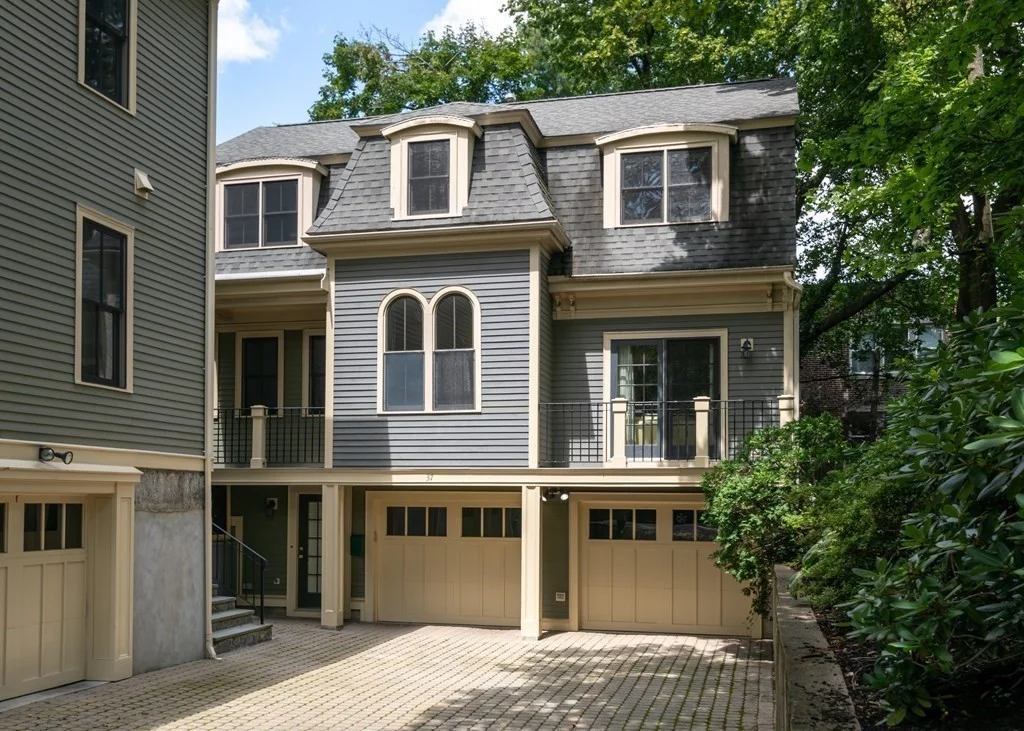 37 Mount Vernon, Neighborhood Nine