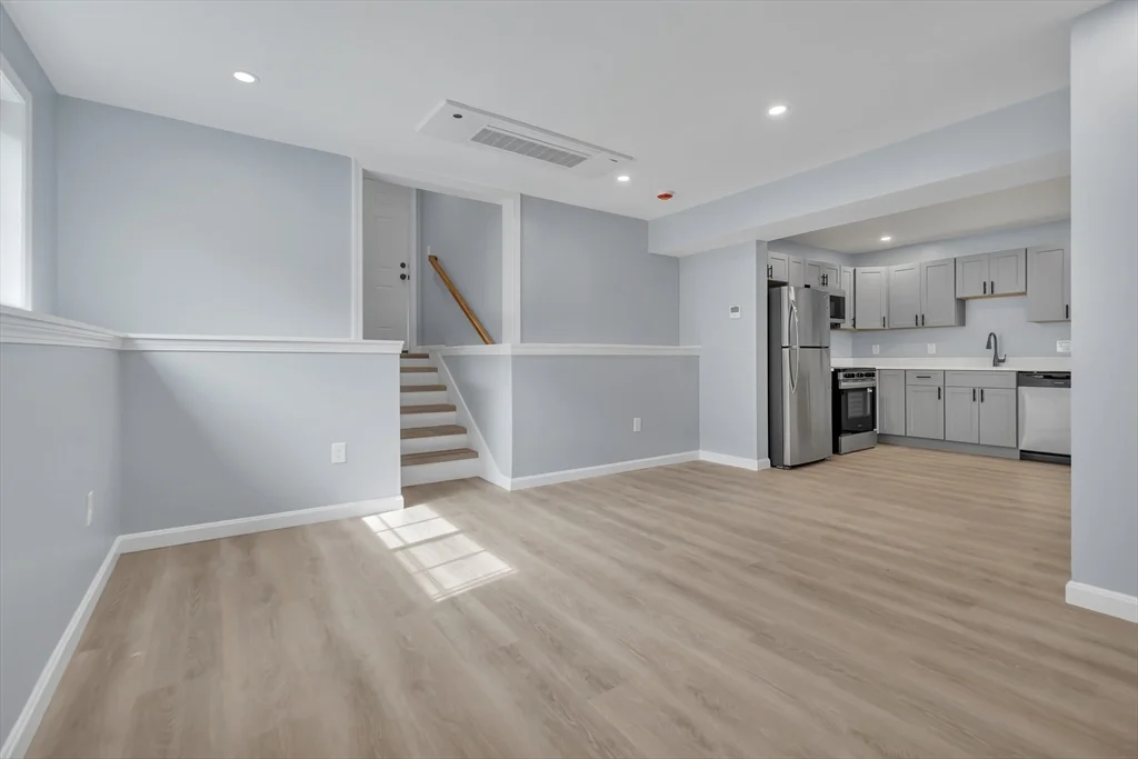 160 Chatham, Providence