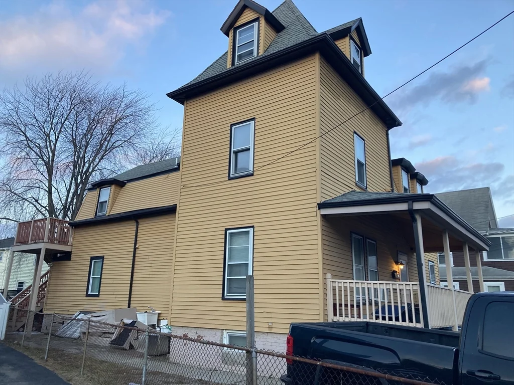 4 Charles St, Winthrop