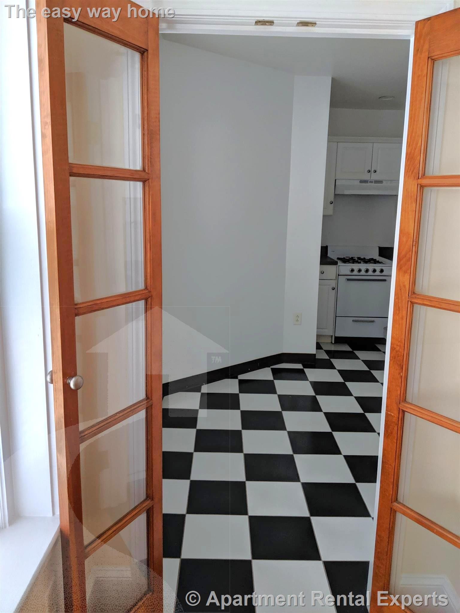 331 Harvard St, Harvard Square