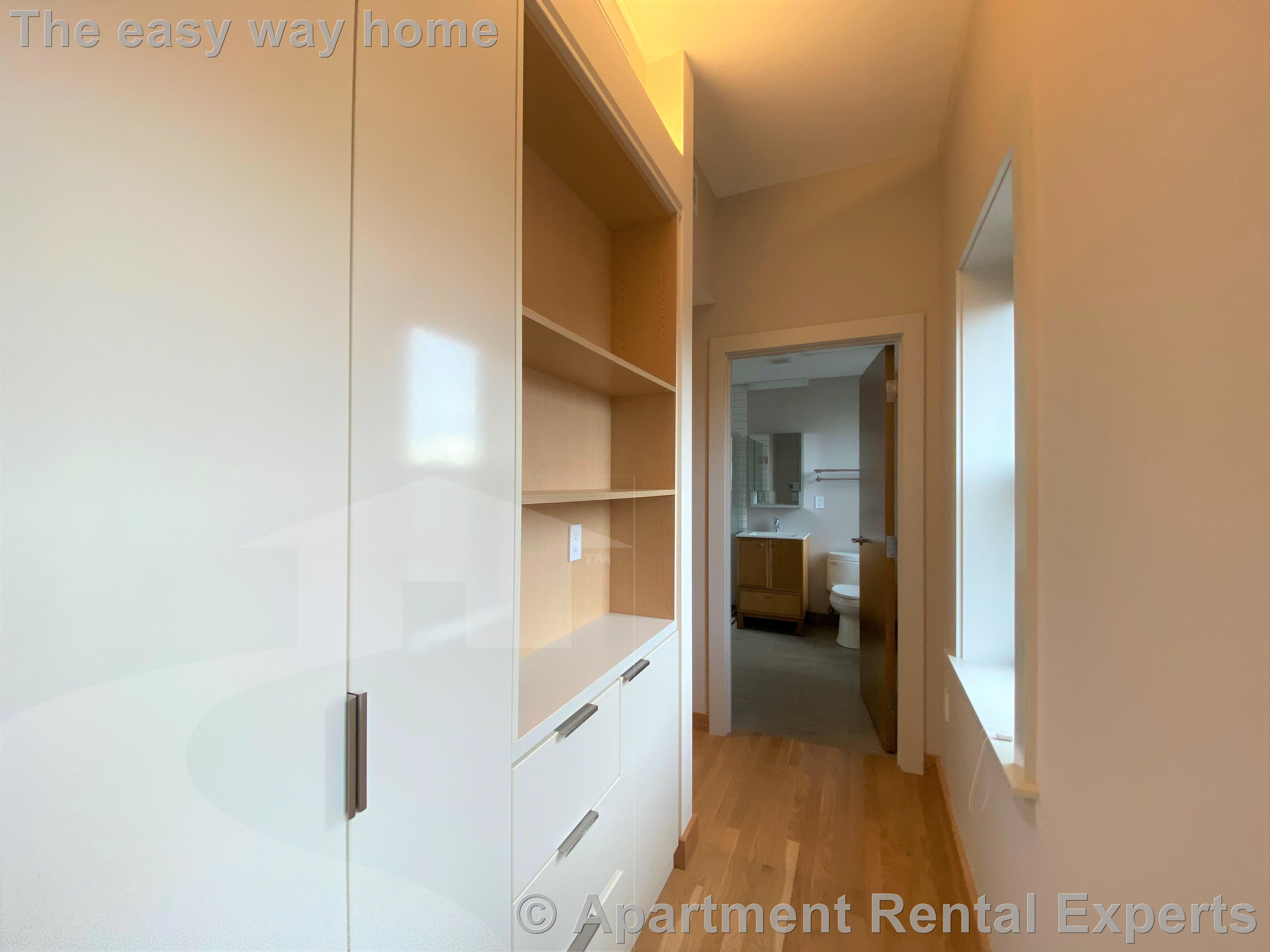 115 Mt Auburn St, Harvard Square