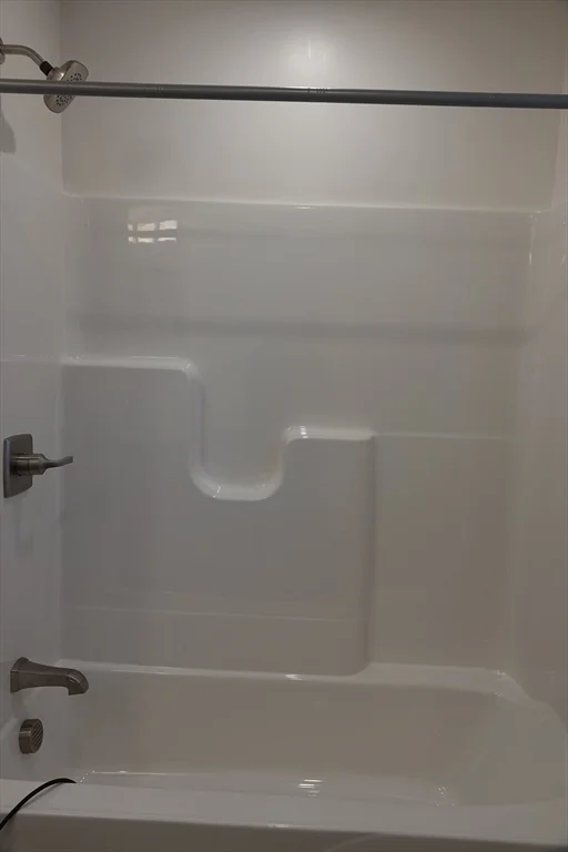 6 Pondover Rd, Billerica