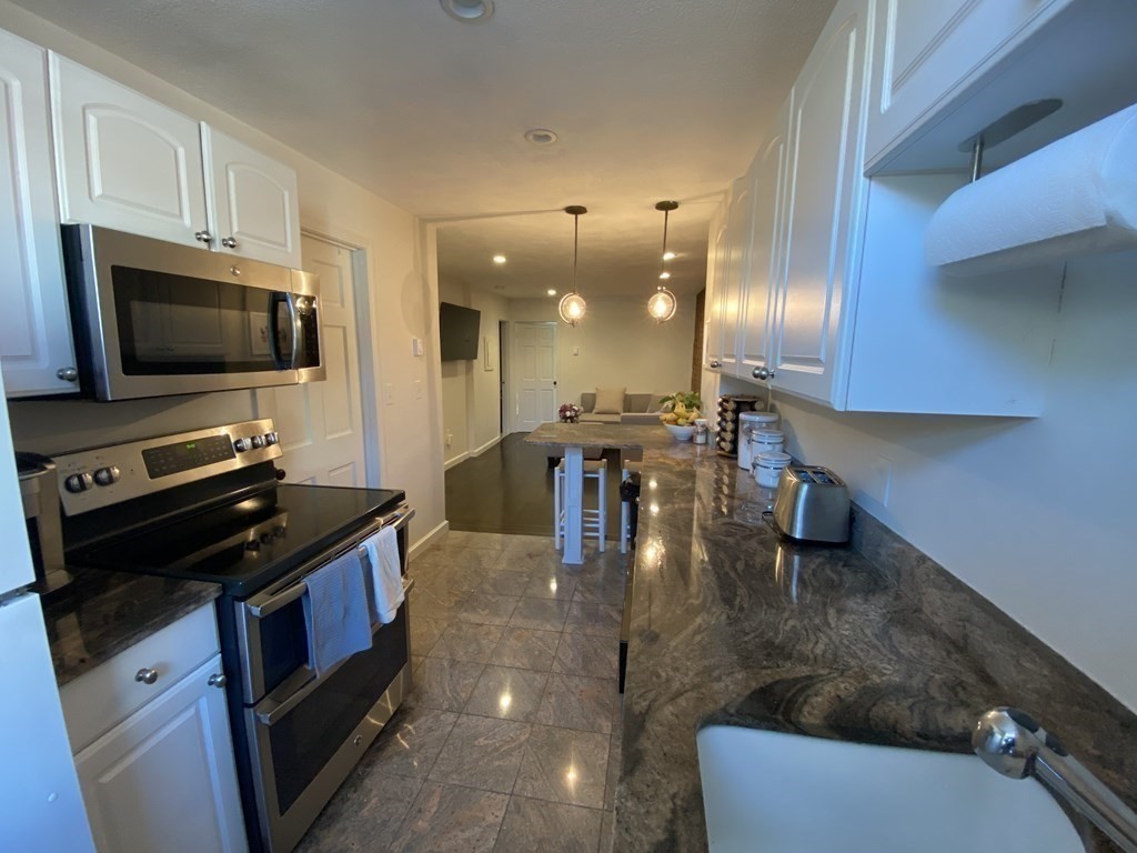 201 Salem St, North End