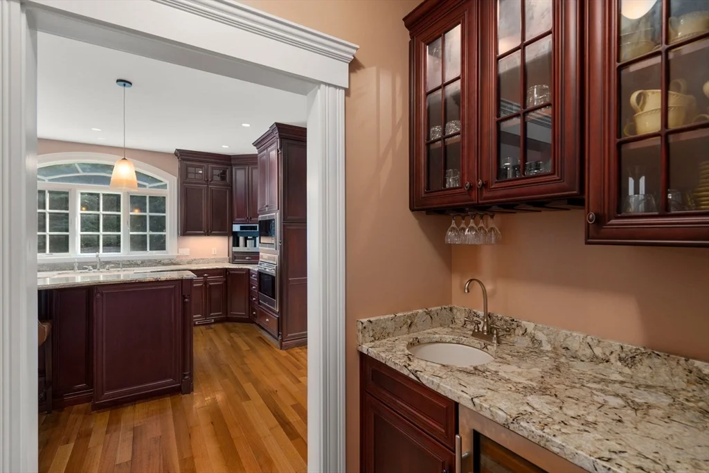 66 Forest Ave, Newton